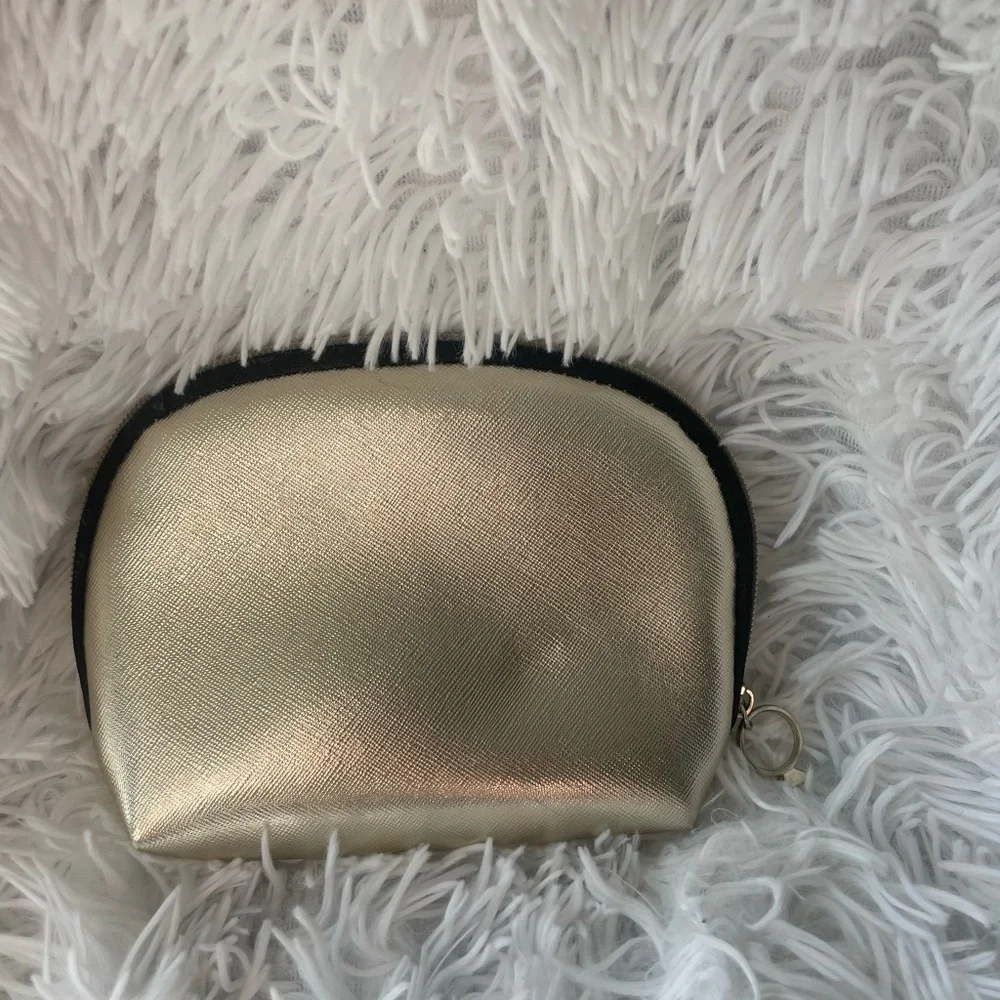 🩷 3/$18 Gold bridal engagement make up pouch bag ring zipper